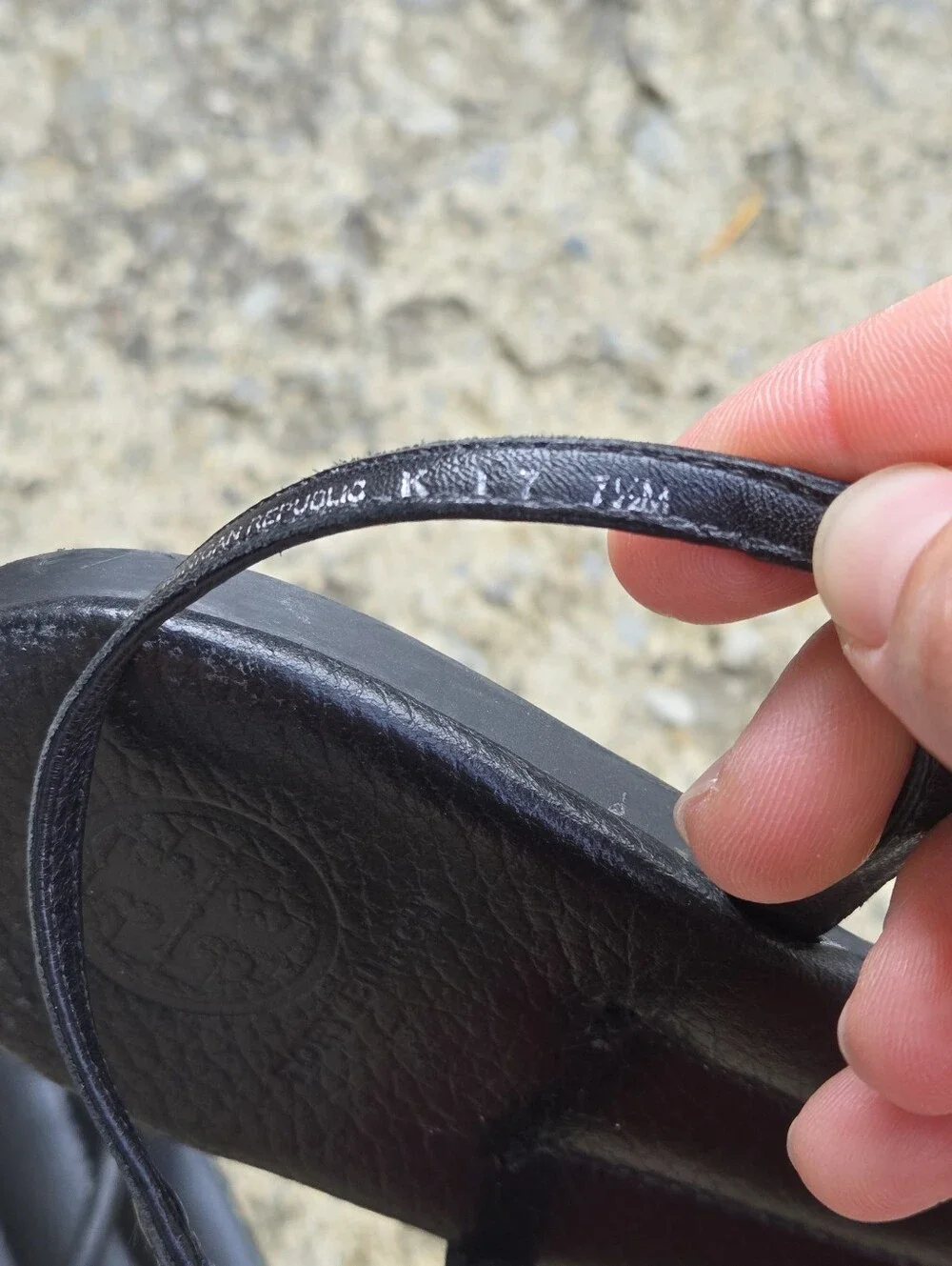Tory Burch Emmy Thong Black Sandal Size 7.5